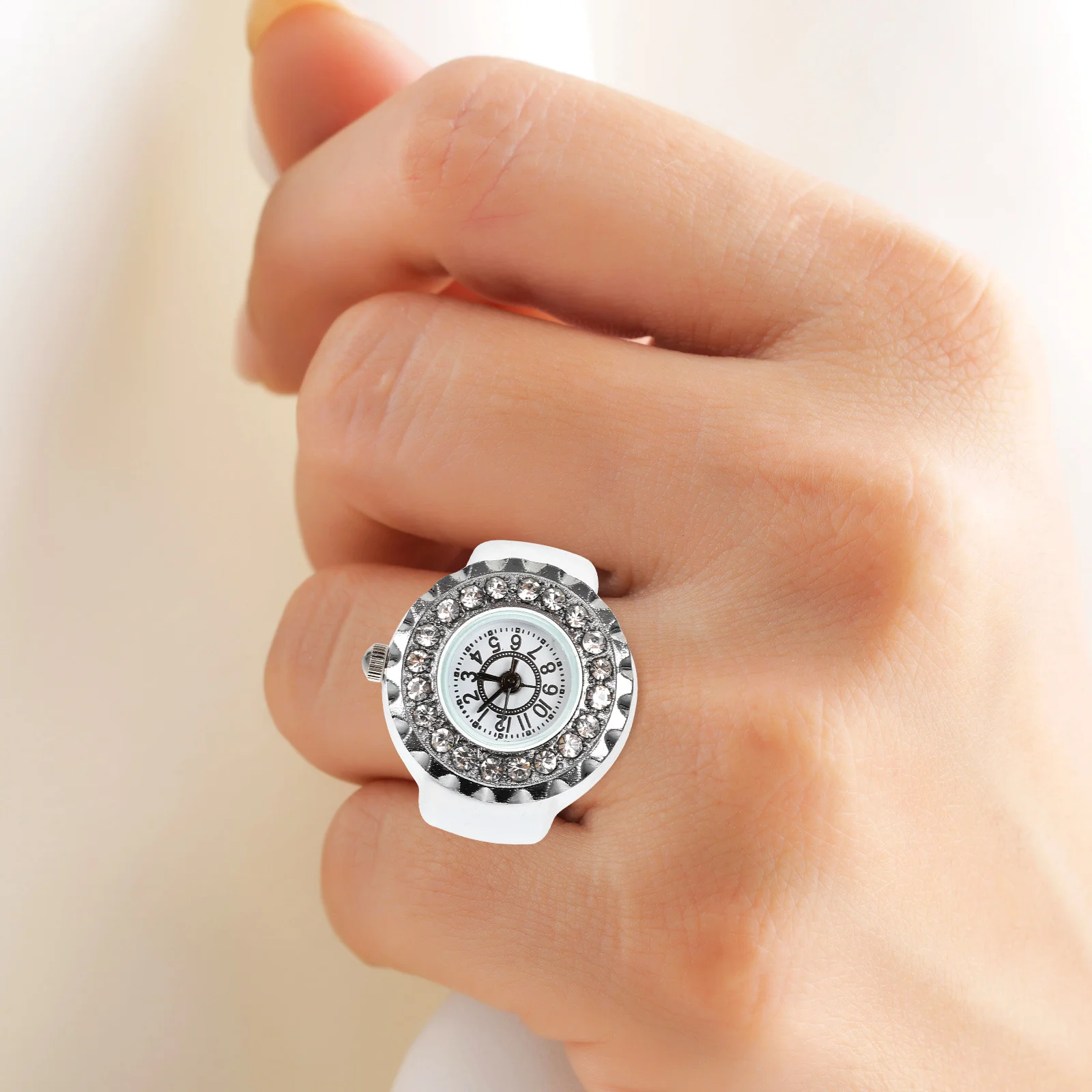 

Stainless Steel Glass Ring Watch Stylish Finger Ring Decor Women Finger Watch Decorative Circle for Daily Wear