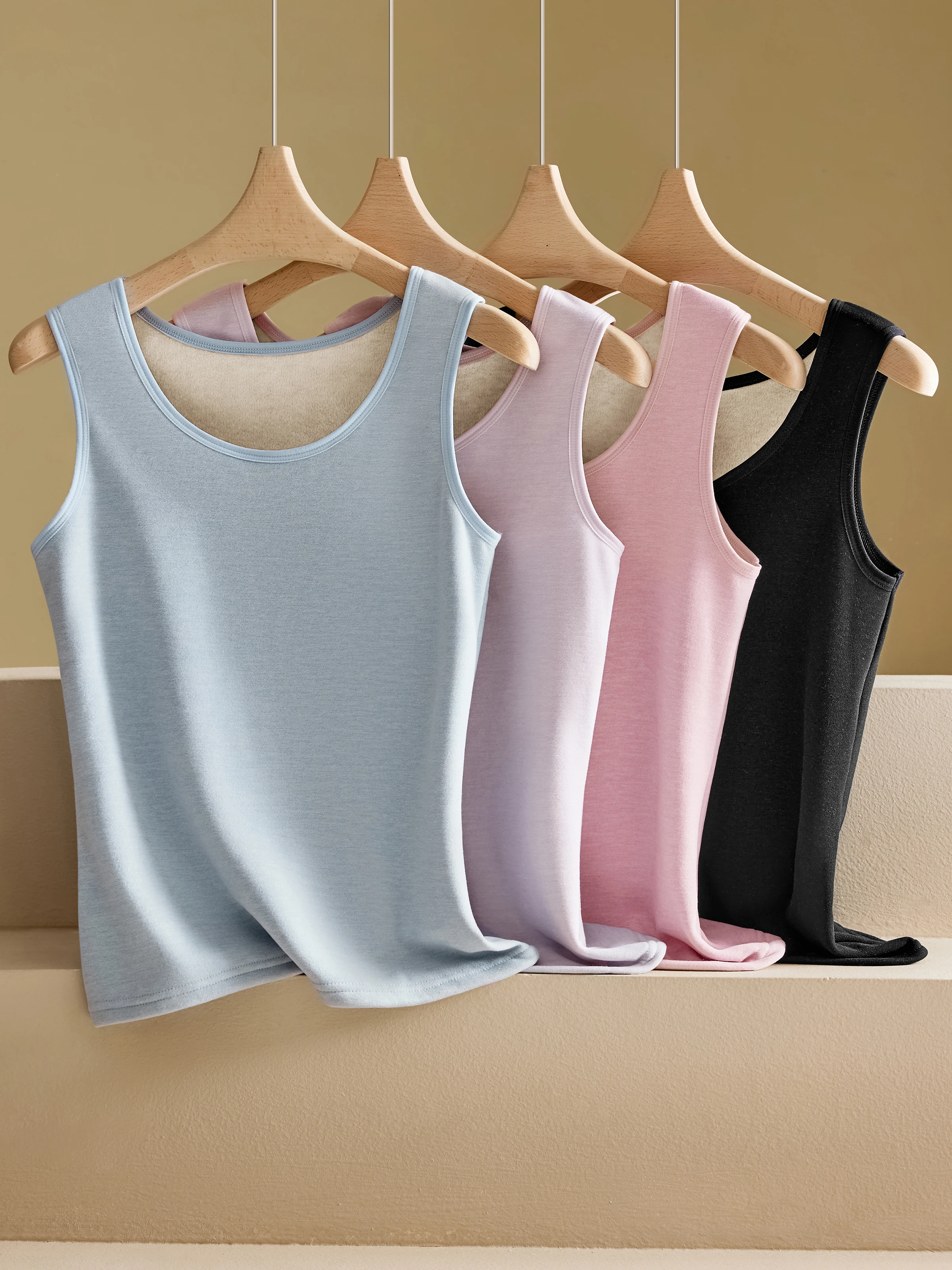 Women's Thermal Vest Double-Layer Velvet Thickeneded Warm Top Outer Wear Heating Inner Bottoming Sleeveless Top