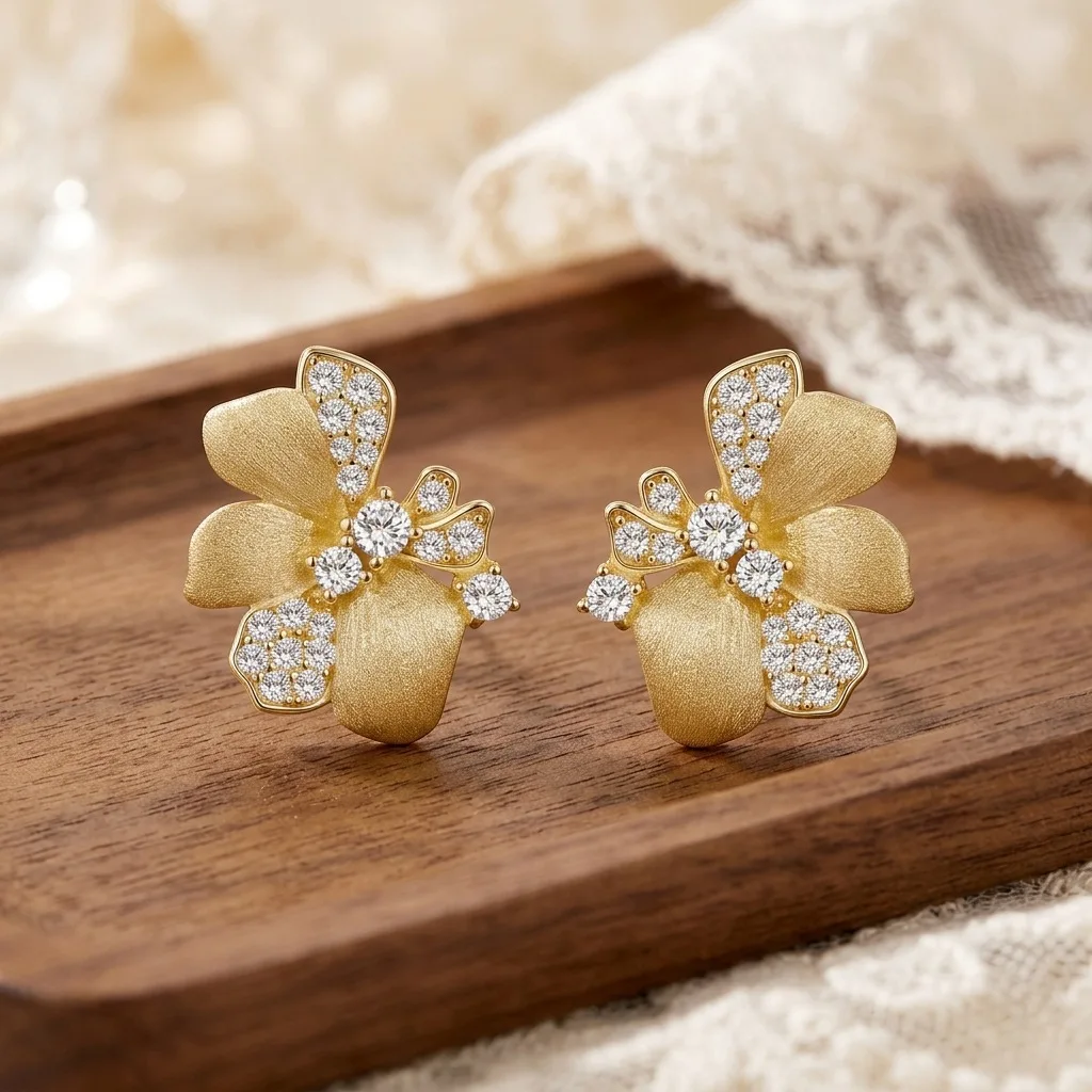 Luxurious 14K Gold Moissanite Earrings Gold Brushed Luxury Handcrafted for Women Platinum Pt950 Wedding Fine Jewelry Gift