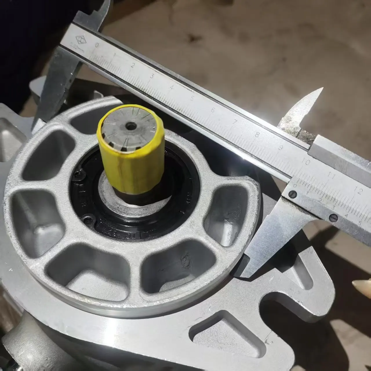 

Hydraulic walking pump HZA-21-H