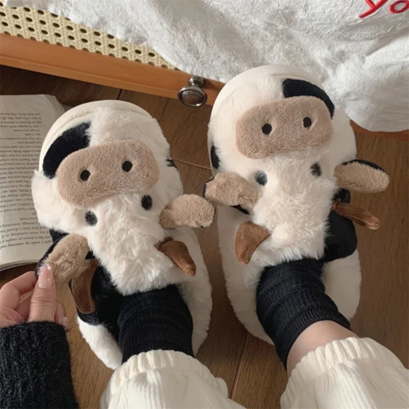 Chinelos de inverno casais mulheres homens dos desenhos animados vaca engraçado chinelo de pelúcia quente kawaii carnaval festa casa sapatos antiderrapante fundo grosso ms