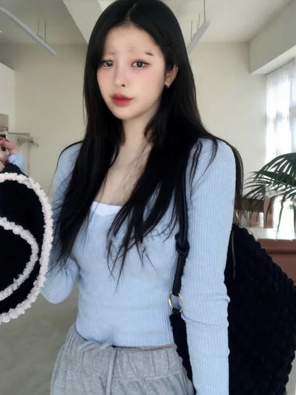 

Vintage Wen Women's Slim Fit Pure Color Knitted Sweater Autumn 2025 Korean Sle Soft Mist Chic Blue Crew Ne Sweater