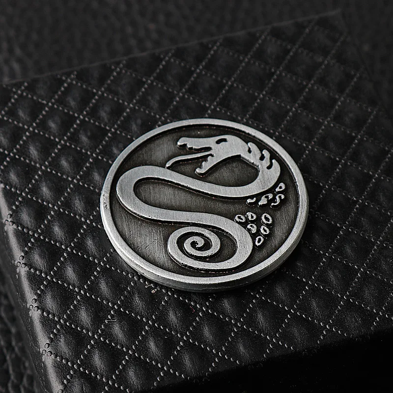 アニメ七つの大罪コインアニメキャラクターコスプレ小道具タトゥー合金コイン女性男性ファンジュエリーギフト