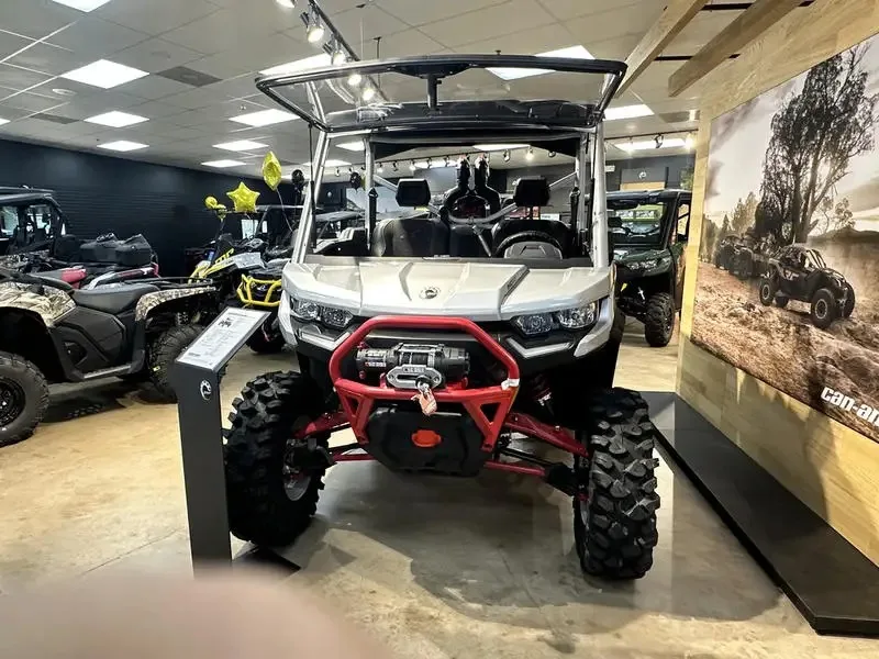 

Fast Selling 2024 Can-Am® Defender X mr with Half-Doors HD10