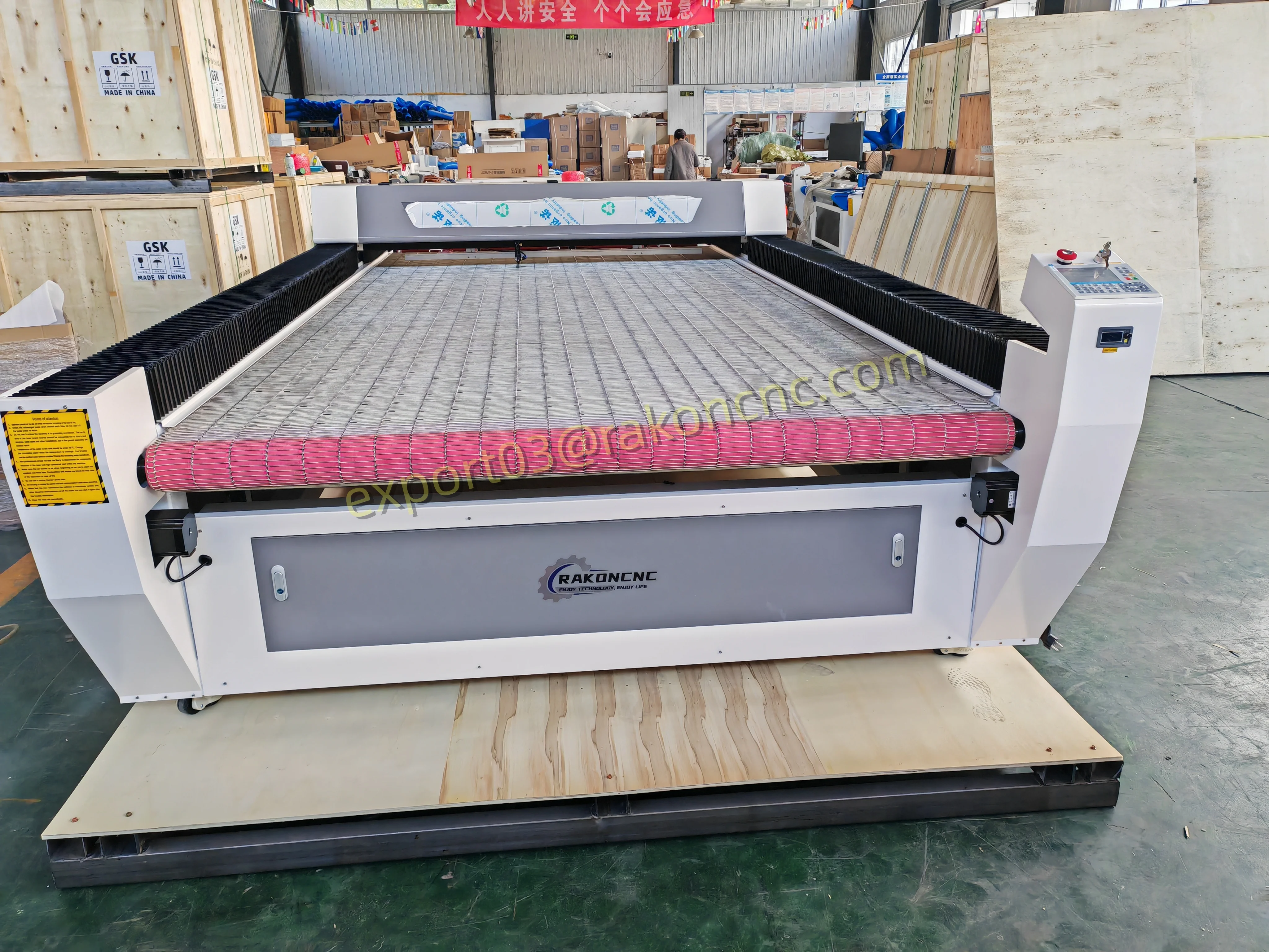 2000*3000mm 자동 공급 CNC 가죽 직물 청바지 레이저 조각 절단기