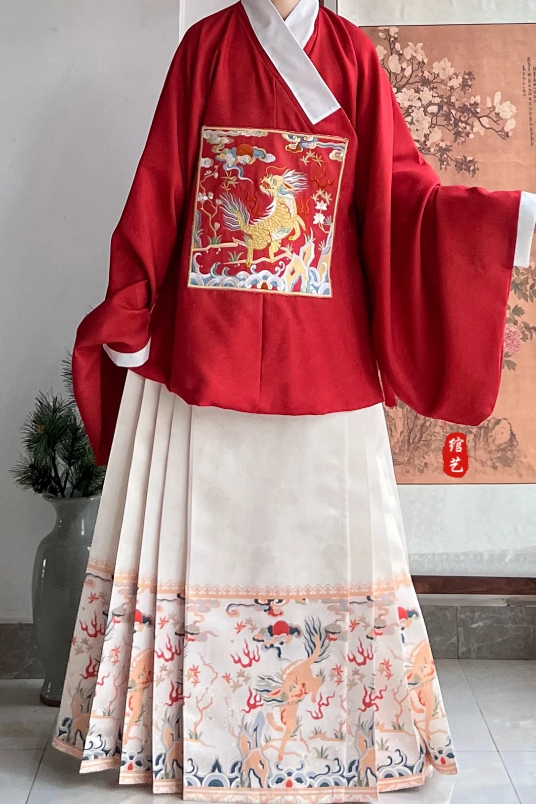 Hanfu-falda de cuello redondo para mujer, falda de manga Pipa de la Dynasty Ming Mian 2023, año Lunar chino del conejo