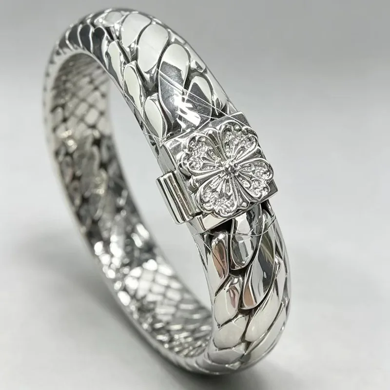 Handmade Triple Braided Cuban Bracelet for Men, Embossed Four-Petal Pattern Vintage Fashion Male Jewelry