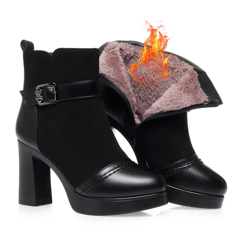 7 سنتيمتر 9 سنتيمتر الموضة كل مباراة فراشة مشبك الأحذية الجلدية الناعمة شتاء دافئ الفراء الأحذية 2025 كتلة أحذية عالية الكعب الكاحل بوتاس أمي