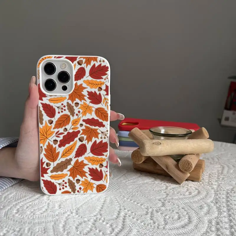 Etui na telefon z jesiennymi liśćmi klonu Happy Autumn Candy Color na iPhone 14 11 12 13 mini pro X XS XR MAX Plus