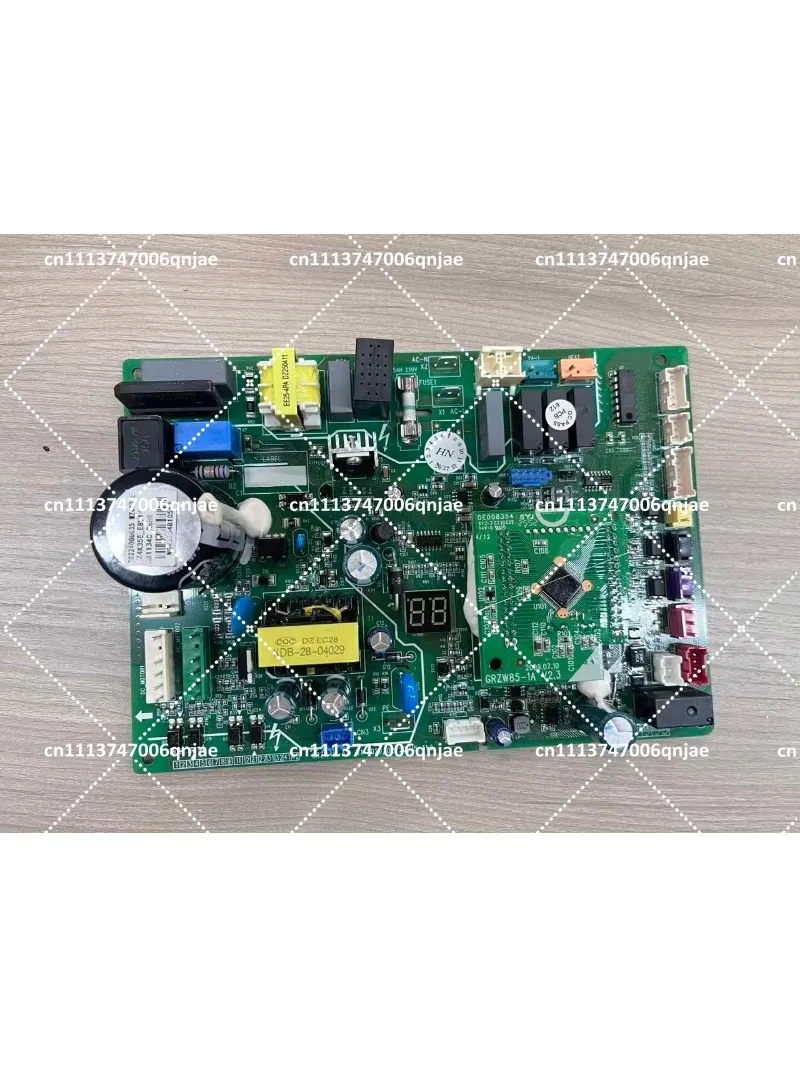Multi-split system mainboard WZ4K35M (30224000066) is compatible with 30224000067.