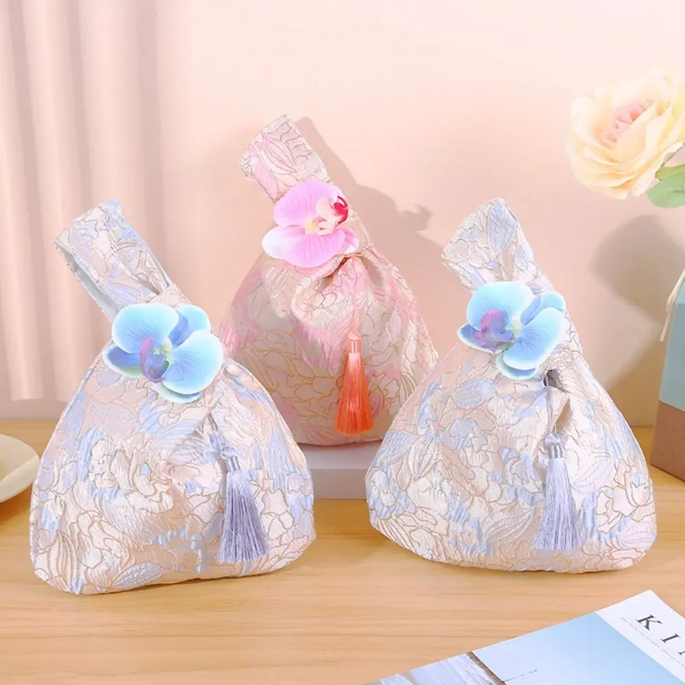 

Small Item Pouch Tassel Knot Wrist Bag Flower Pendant Storage Bags New Chinese Style Handbag Cosmetic Bag Lunch Bag