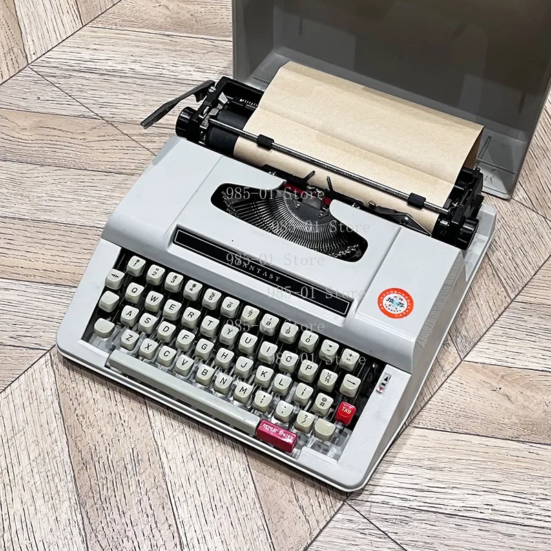 1980s beige retro typewriter, English mechanical, vintage medieval decor & literary gift