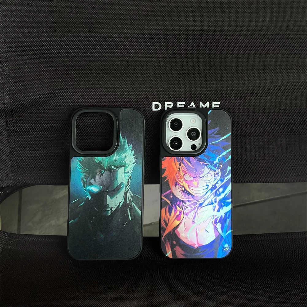 Anime One Piece Laser Luffy Zoro Capa de telefone para iPhone 16 pro max 15 14 13 Presente masculino Capa traseira à prova de choque