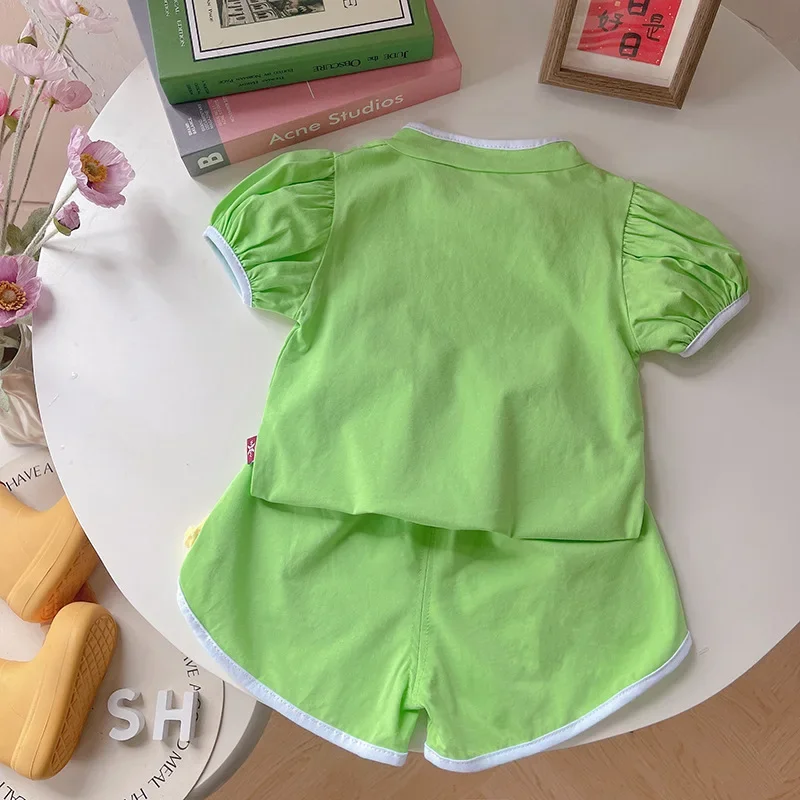 جديد الصيف ملابس الطفل الفتيات ملابس رسمية الأطفال عادية قصيرة الأكمام تي شيرت السراويل 2 قطعة/مجموعة طفل زي الاطفال وتتسابق