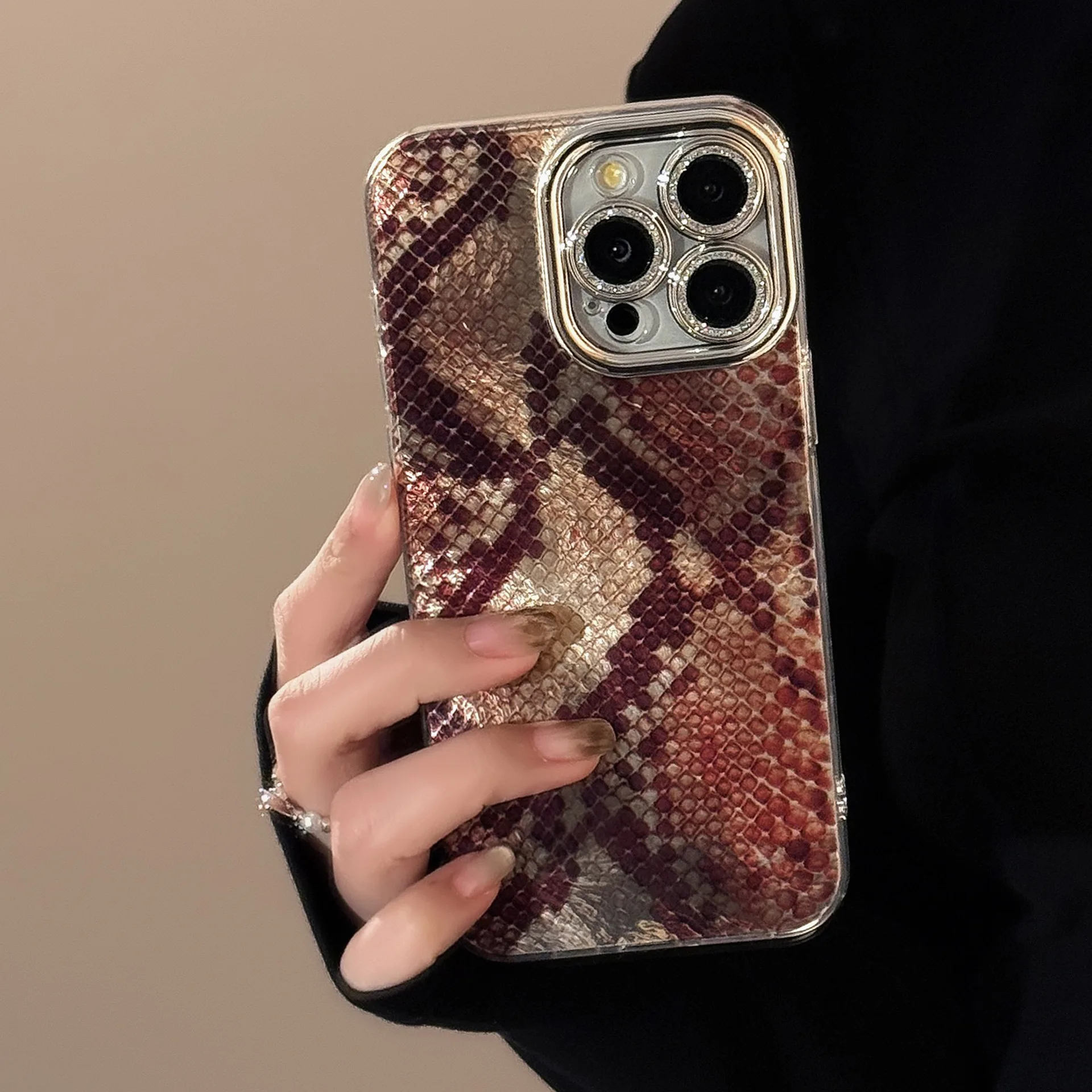 Vintage snake prints hard phone case for iphone 15promax 14pro 14 16 13pro 15 13 12 11 pro max xr xsmax 7 8 3 colors cover shell