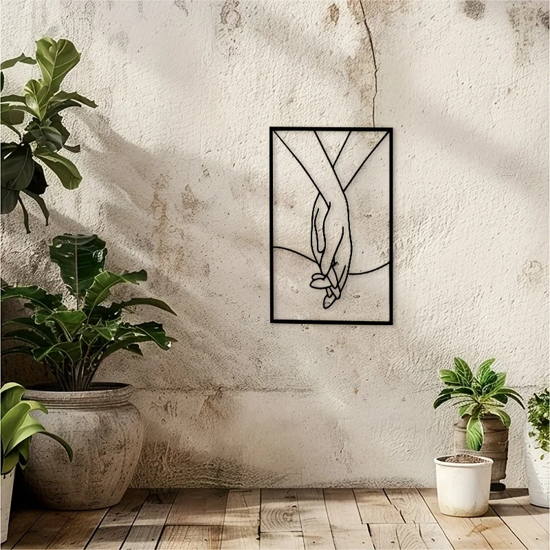 1pc Minimalist Black Sculpture for Gallery Wall & Valentine's Decor Intertwined Hands Metal Wall Art with Floral Design