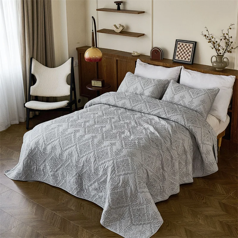 Bedspread 100% Cotton Quilted Bed Cover Embroidered Summer Quilt Comforter Retro Bedding Set Couple Bed Sheet Coverlet Blanket