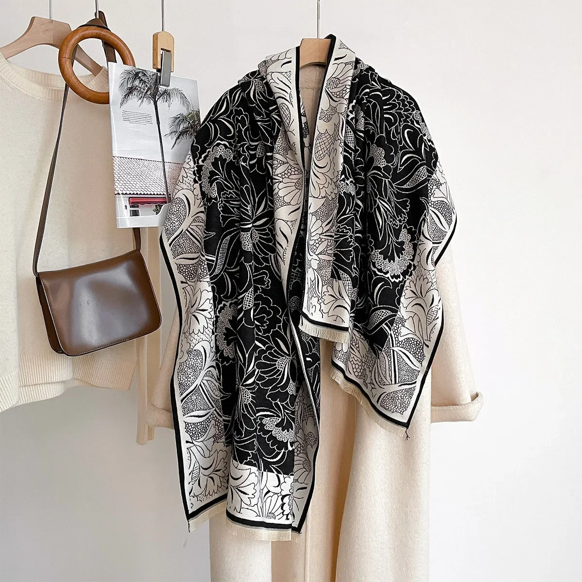 Imitation Cashmere Scarf Women Fringed Thick Warm Shawl Reversible Winter Floral Print Scarf Pashmina Autumn Large Blanket Wrap