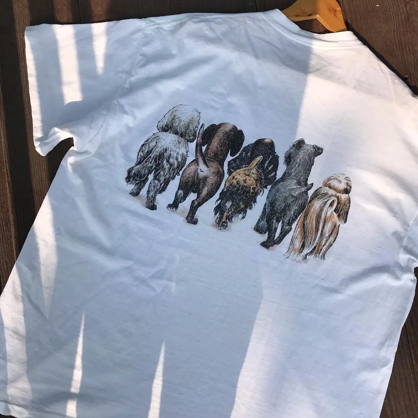 Hand-Drawn Dog Illustration T-Shirt Short Sleeve Oversize Natural Feeling Dynamic American Retro Style Cotton Standard Fit Tee