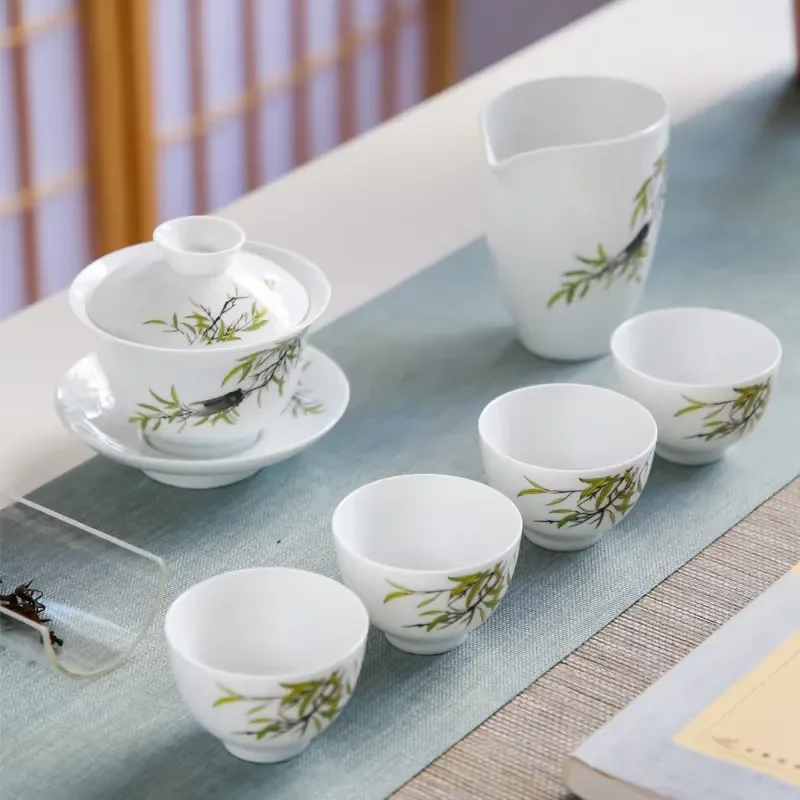 Hand Painted Ceramic Kung Fu Tea Set Creative Chinese Teacup Gift Box High End Traditional Porcelain Drinking Ware for Home