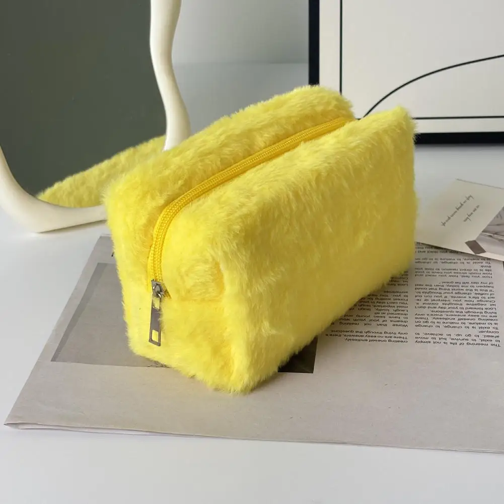 Capacity Makeup Bag Plush Cosmetic Bag for Women Portable Travel Makeup Organizer Fuzzy Toiletry Pouch for Skincare Products