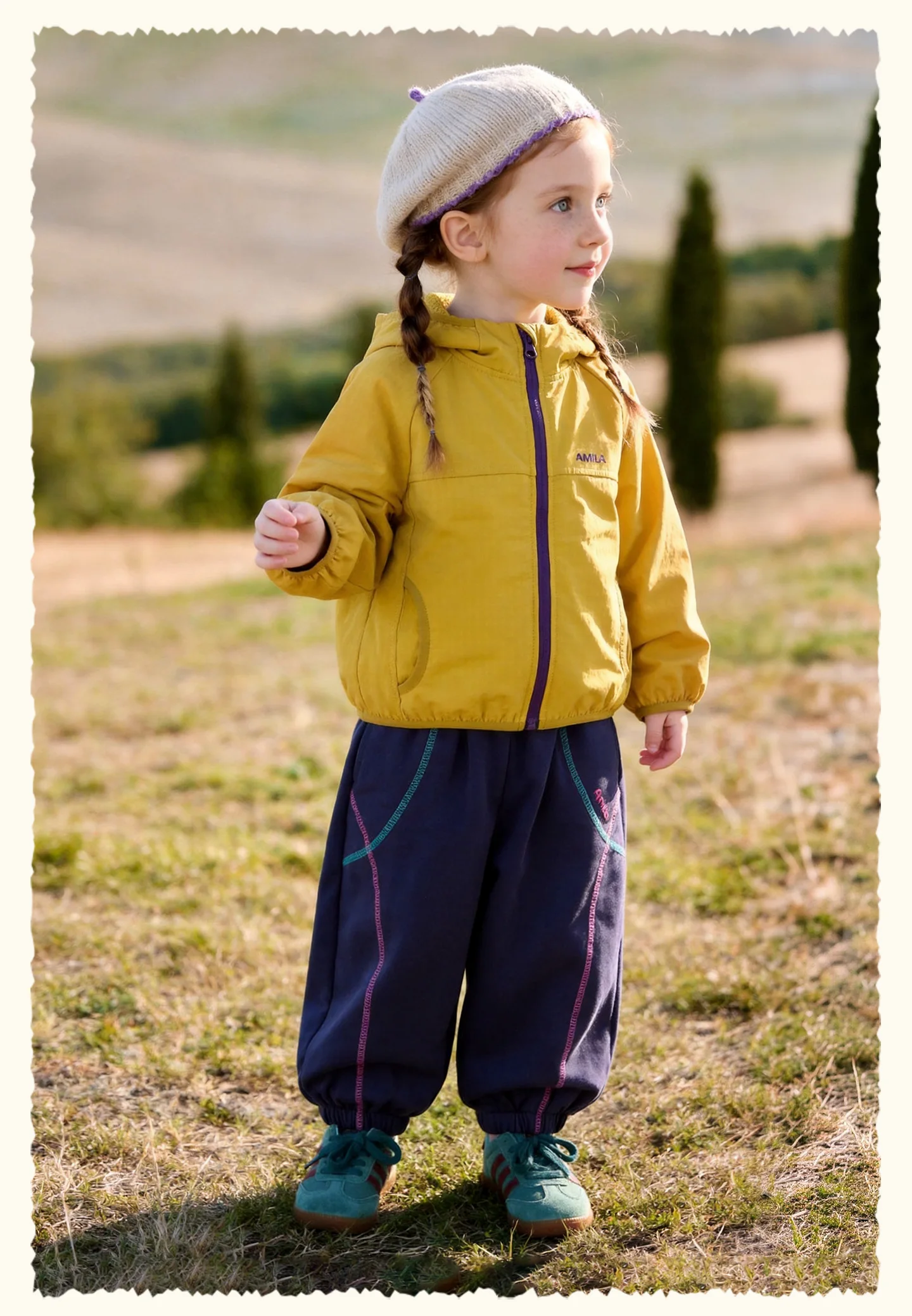 Amila 2026 Herbst Neue Kinder-Freizeithose Sportliche Hose mit Bündchen, Farbblock-Streifen, Marken-Stickerei, Modische, Bequeme Alltagshose – Detail 15