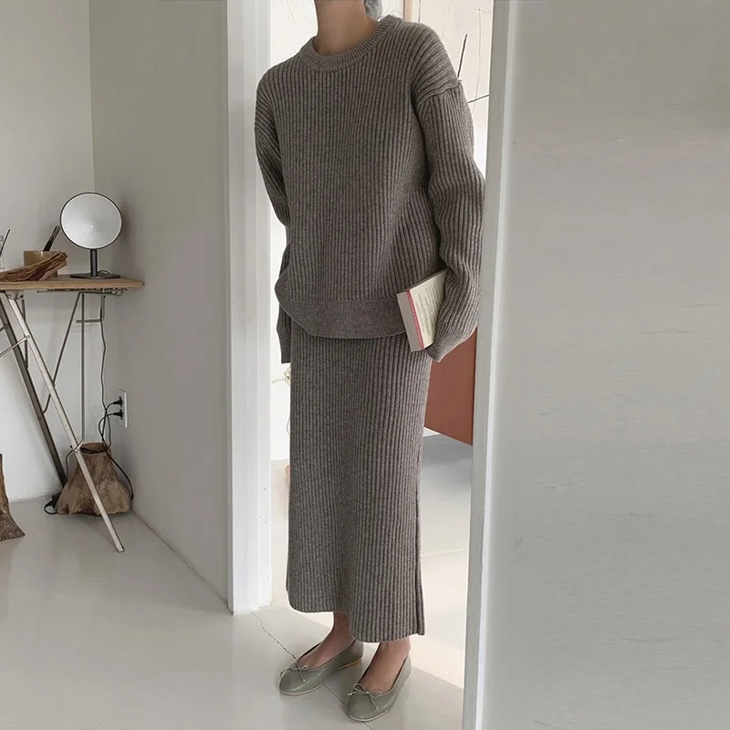 

Casual Women Knitted Skirt Two-piece Suit 2023 fall Winter Women O-neck Sweater Pullovers Elastic Waist Bodycon Midi Skirts Set