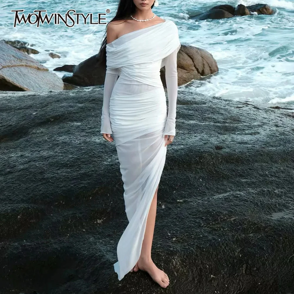 TWOTWINSTYLE Silod утягивающее длинное платье для женщин с разрезом на шее и длинными рукавами, темпераментное платье с высокой талией, женское новое