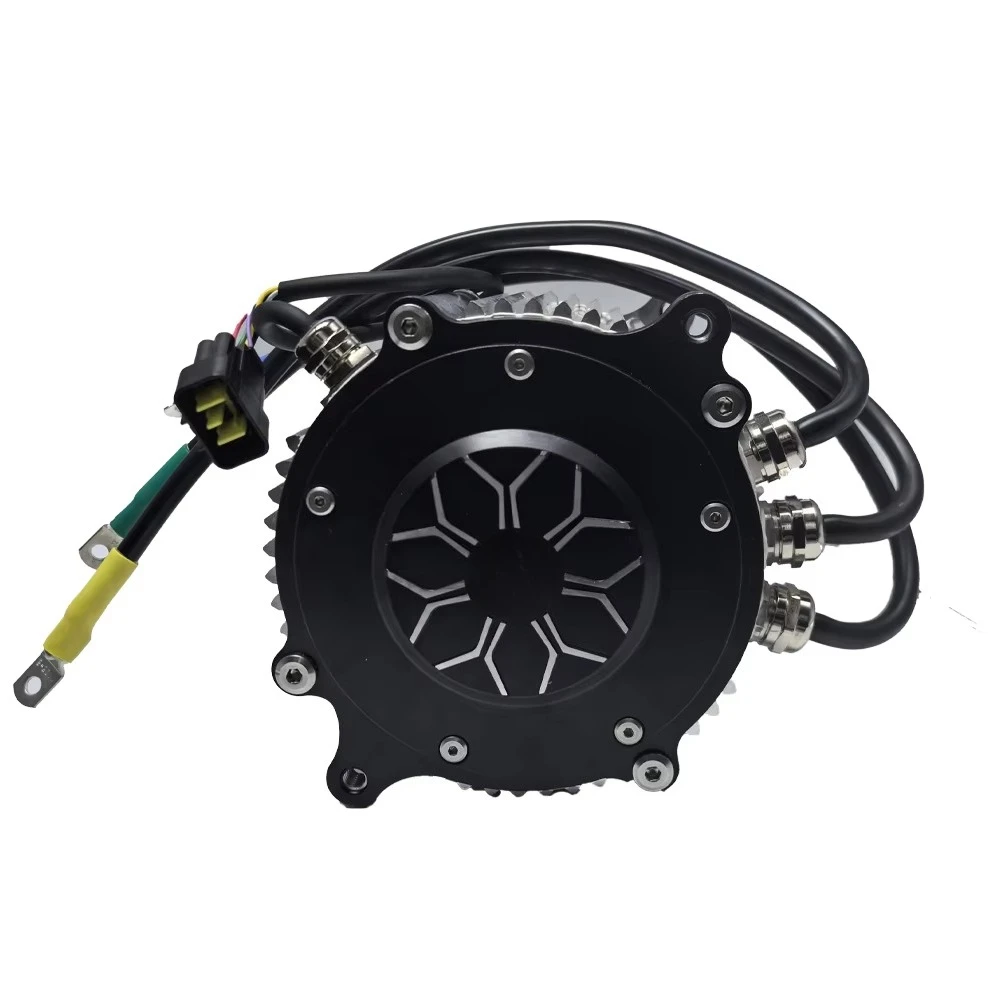 

Высокоскоростной мотор для модификаций Surron Light Bee с мощностью 72В 32кВт, способный превосходить 100 миль/ч