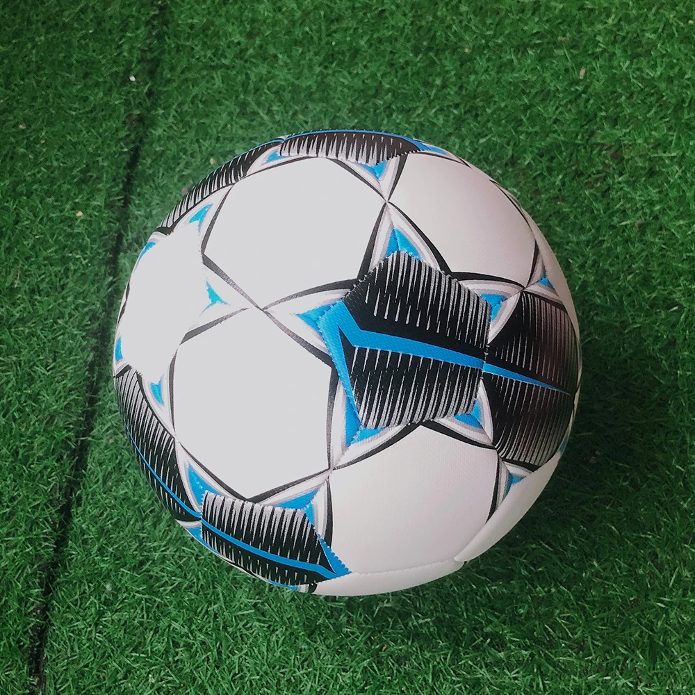 Voetbal maat 5, Officiële hoogwaardige zachte PU Klassieke slijtvaste bal Outdoor League Sportvoetbaltrainingswedstrijden