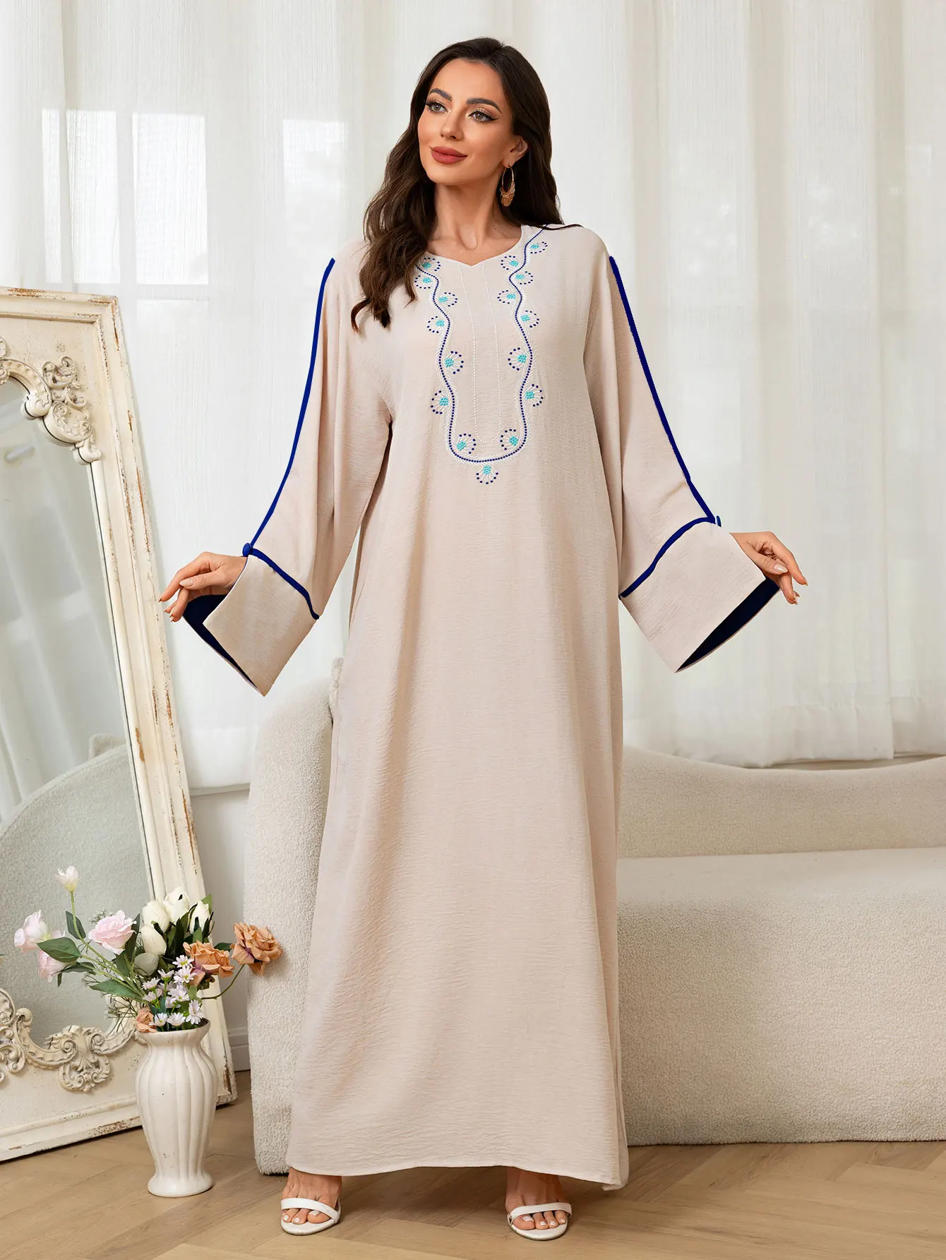 Dubai Mode Blumen Stickerei Modest Kleid Muslimische Elegante Abaya Frauen