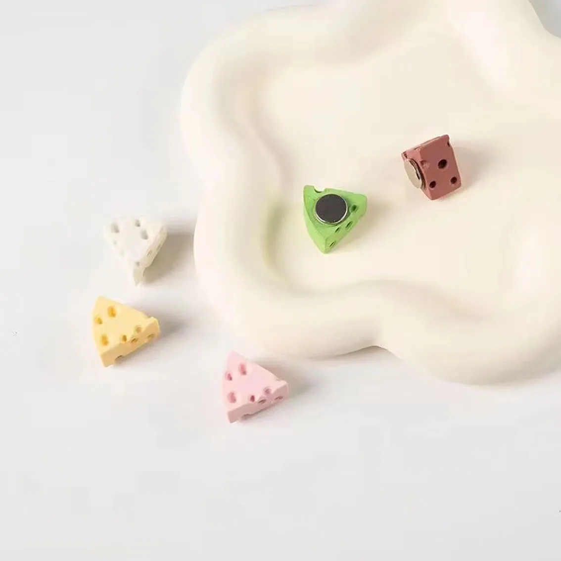 5/10pcs Cheese Mini Cheese Refrigerator Magnet Cute Small Magnetic Decoration Photo Message Wall