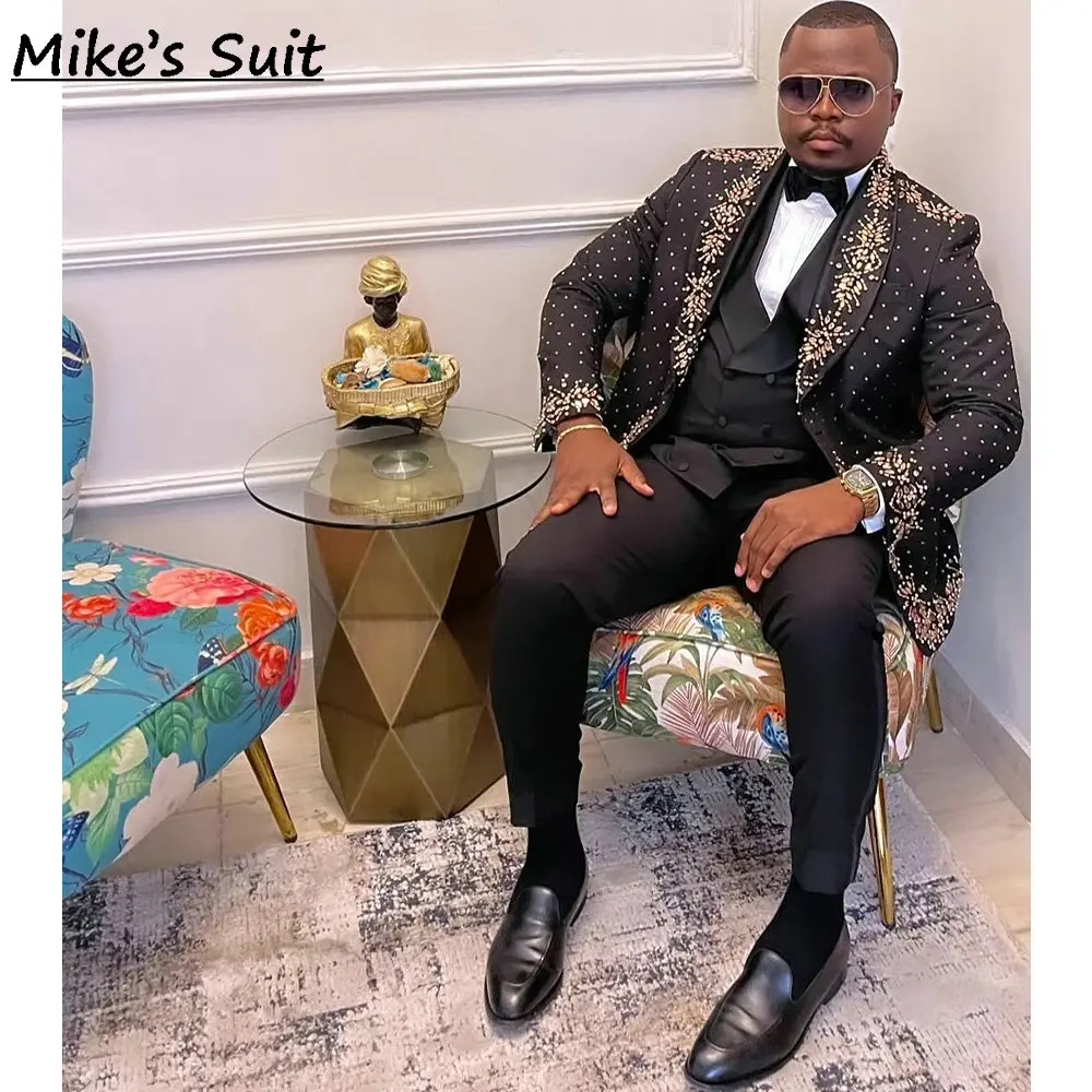 Traje De boda negro, ropa para novio, trajes De hombre con diamantes De cristal dorados, esmoquin Formal, conjunto De dos piezas, Blazer y pantalones, Traje De Novio