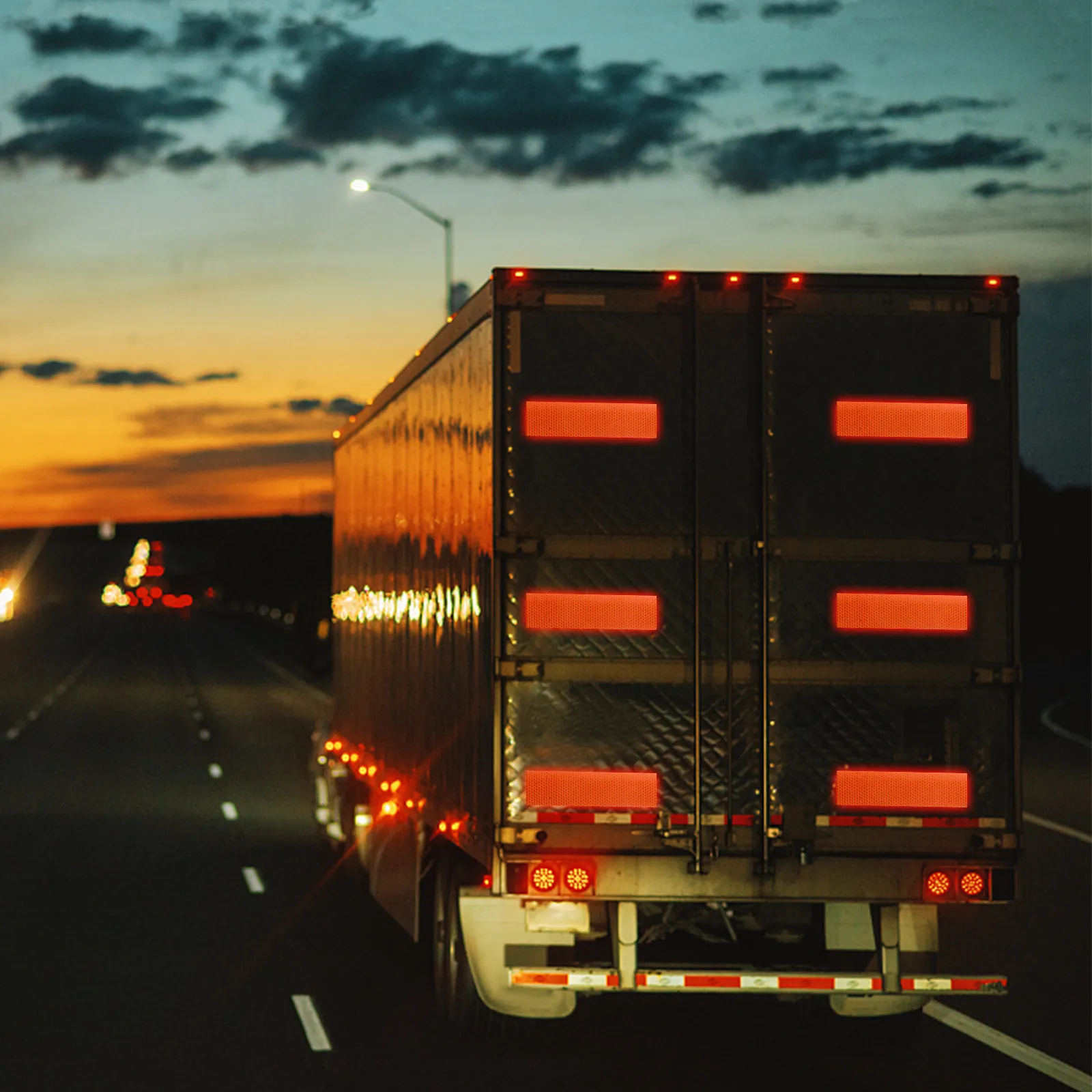 

1 рулон светоотражающей предупреждающей ленты для наружного применения, с клейкой основой из ПВХ, универсального назначения, для ночного видимости, для пешеходов и транспортных средств