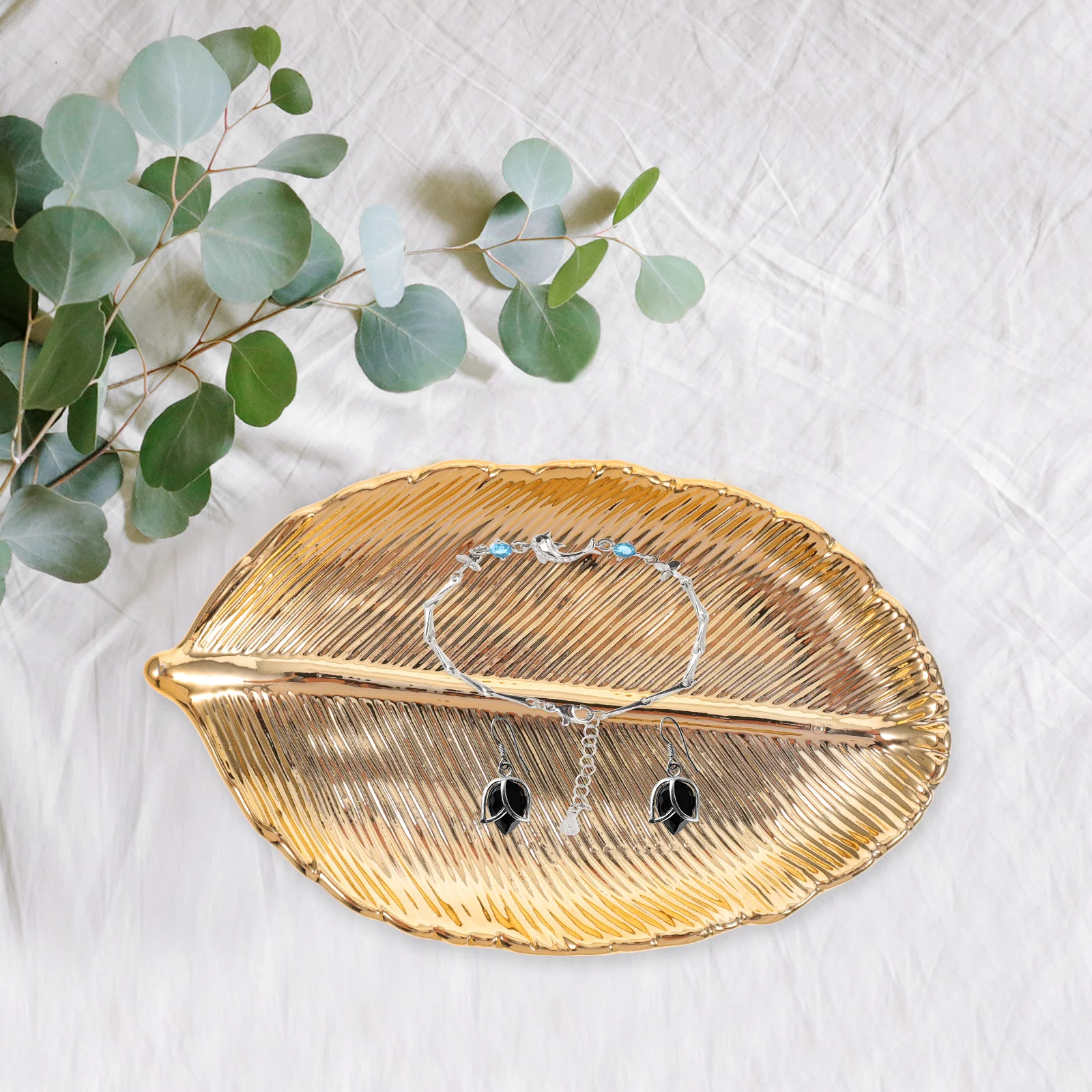 

Elegant Leaf Jewelry Organizer Tray Fine Workmanship Simple Smooth Lines Dorm Hotel Use Jewelry Tray Trinket Dish