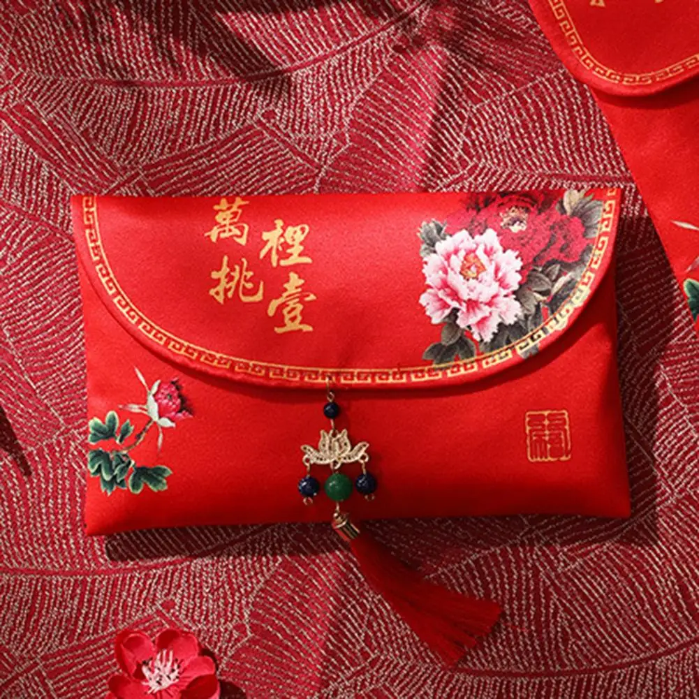 Traditional Lucky Money Bag Reusable Faux Silk Festive Touch New Year Red Envelope for Birthday