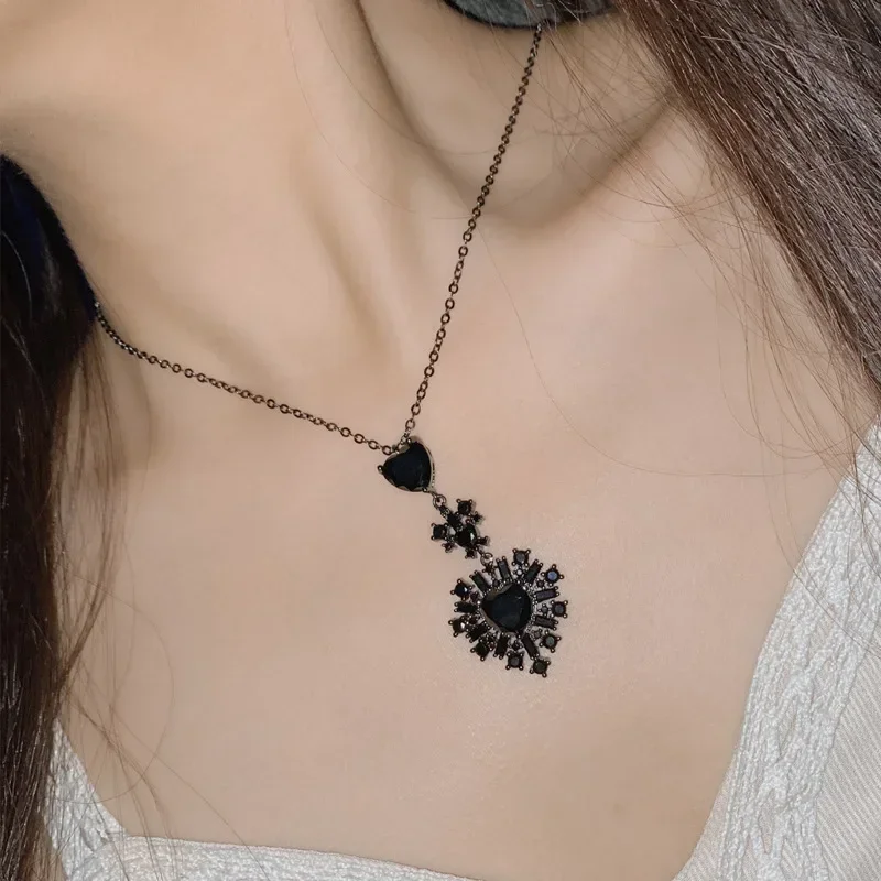 MDLFES مويسان الماس نمط لوليتا القلب استرخى الذهب الأسود مطلي مايكرو زركونيا الماس سبج القلب وأقراط