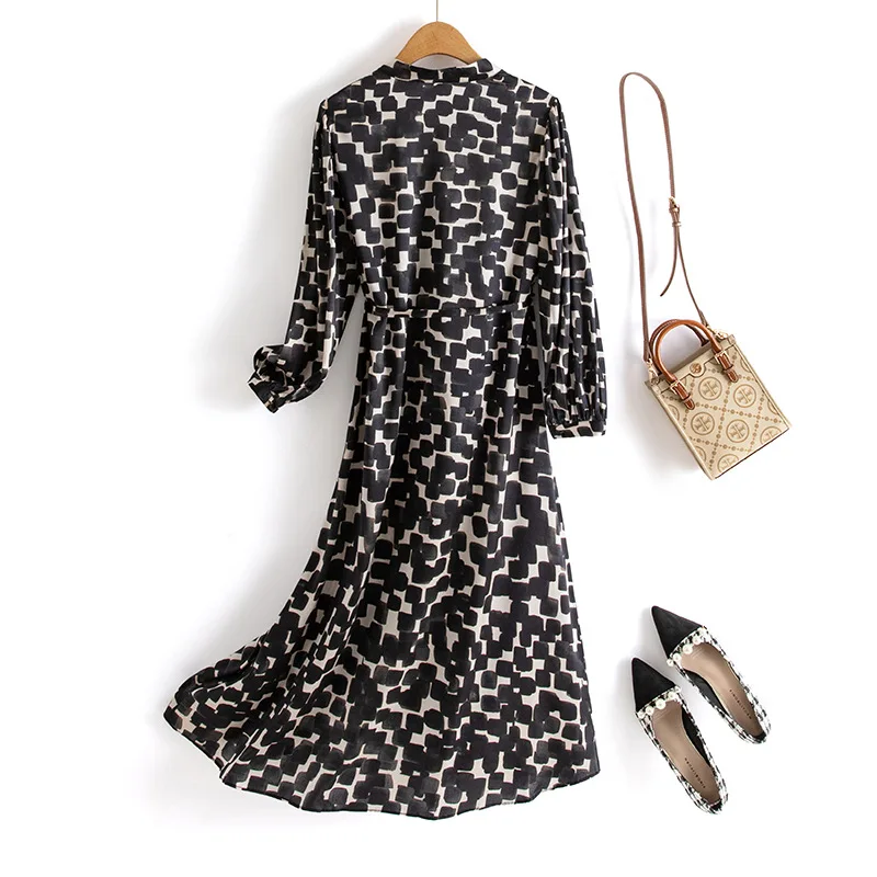 Silk Smooth Satin Mulberry Silk Dress New Spring/Summer Style V-neck Checkered Printed Silk Dress