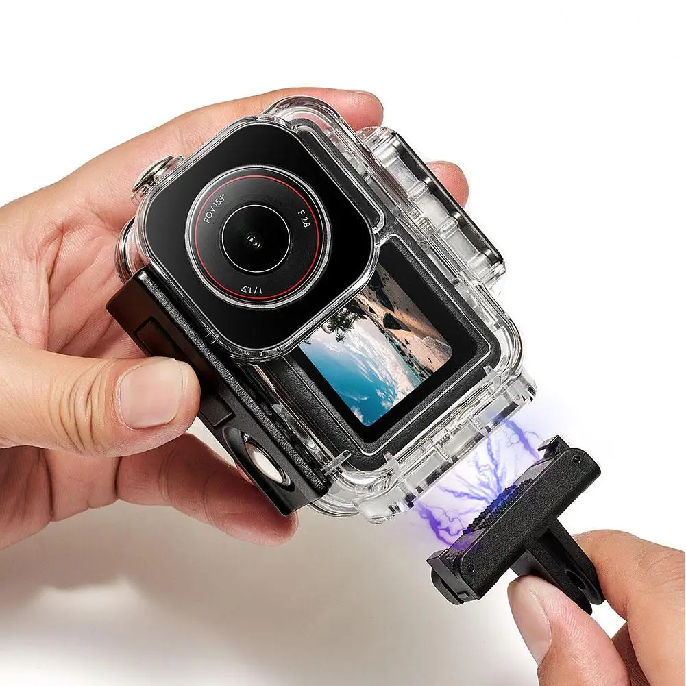 DJI Action 5用60M防水水中ケース、カメラハンドルマウント付き保護ダイビングハウジング、漏れ防止耐衝撃カバー