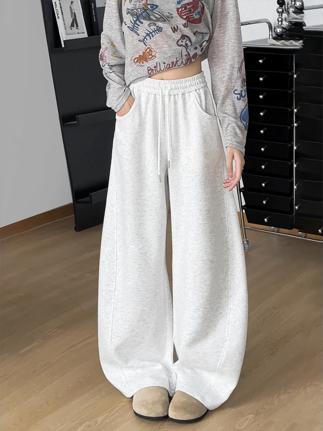 

ay White American Sle Wide Leg Pants Men's High Waist Drapey Straight Casual Sports Trousers Slanted Cut Knife