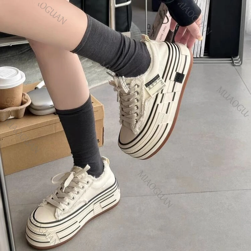Women Canvas Causal Shoes Thick Platform Lace-up Sneakers Comfortable Skateboard Footwears Fashion  Outdoor Versatile Shoes