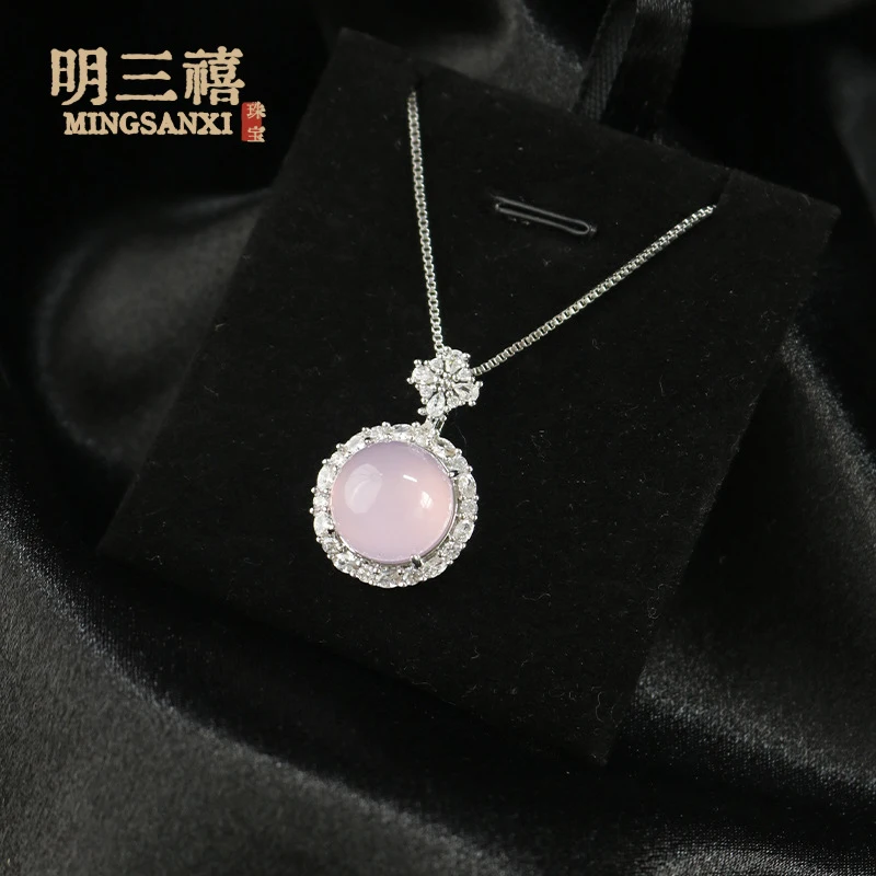 Natural agate translucent white chalcedony pendant, fashionable green cabochon inlaid with a-style collarbone chain