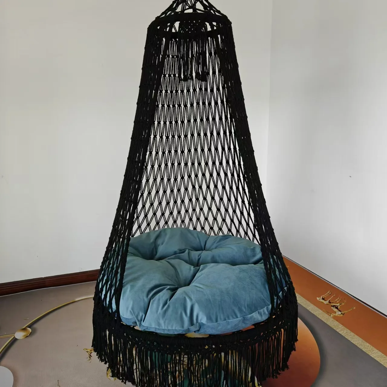 

Outdoor Camping Handmade Woven Tassel Hanging Chair Bohemian Courtyard Swing Indoor Hanging Basket Outdoor Hammock
