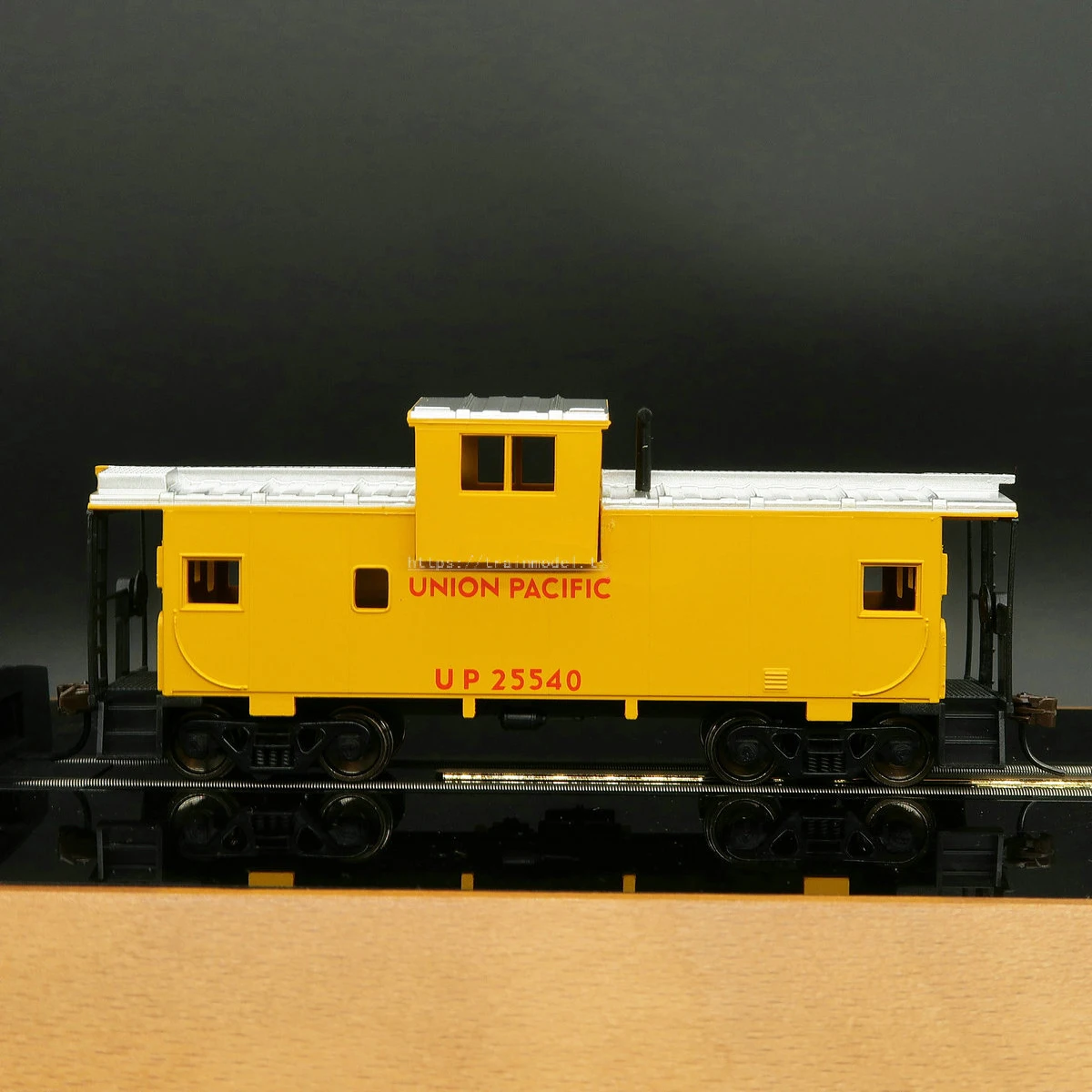 HO Type 1/8 Train Model American WALTHERS HO Type 931-1502 Caboose UP Union Pacific Painting