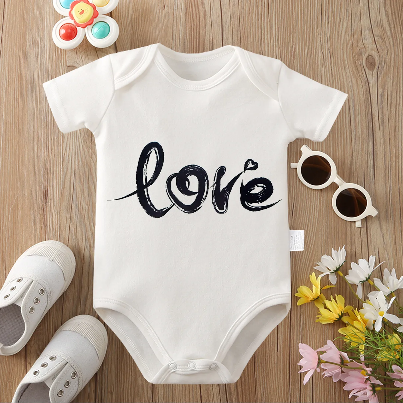 

Letter LOVE изысканный принт, 100% хлопчатобумажная ткань, удобный мягкий комбинезон-боди для малышей, комбинезон для новорожденных от 0 до 12 месяцев