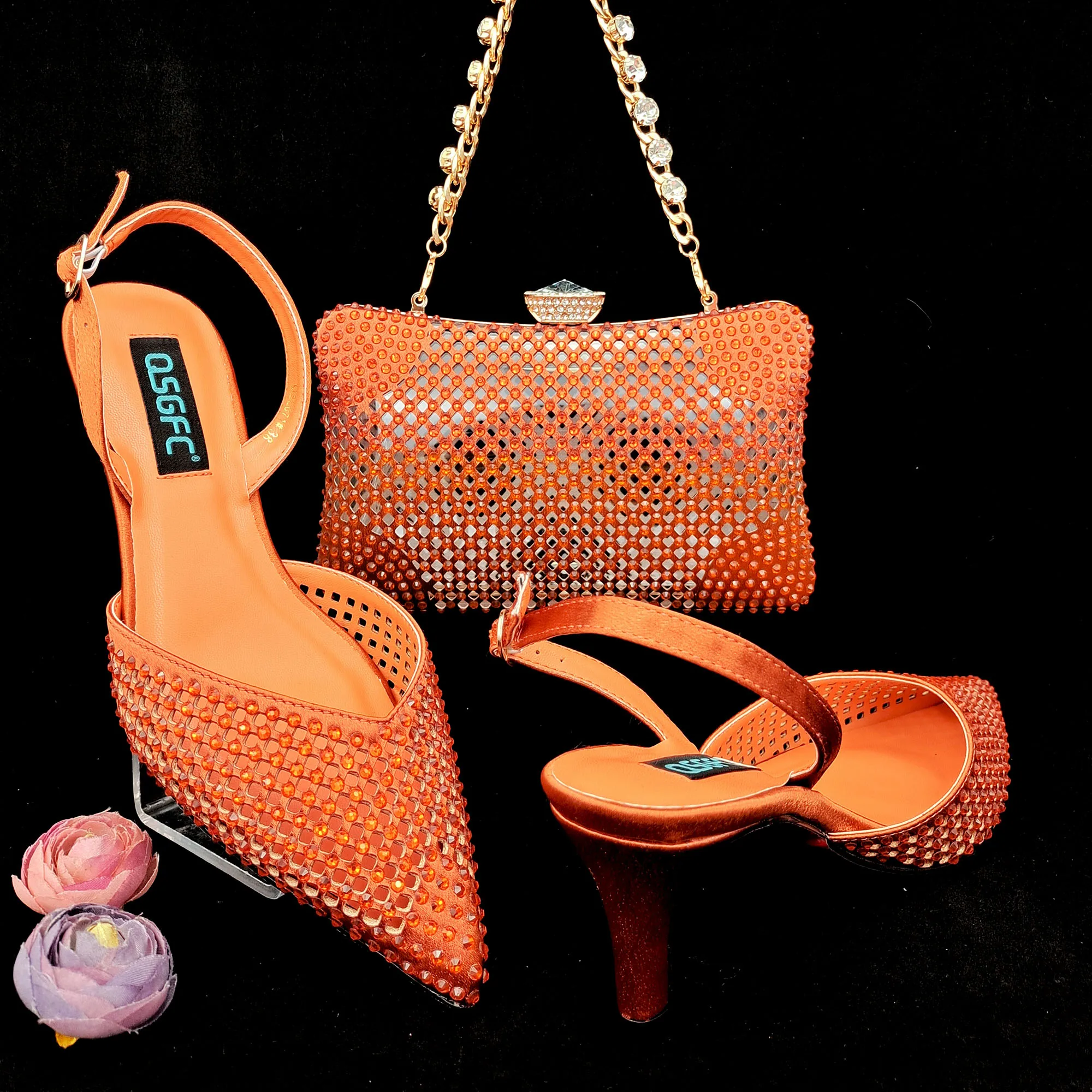 QSGFC Silver Color Hollow Design With Pointed Shoes And Fashion Three-Dimensional Bag Cozy Rhinestones Are Suitable For Parties