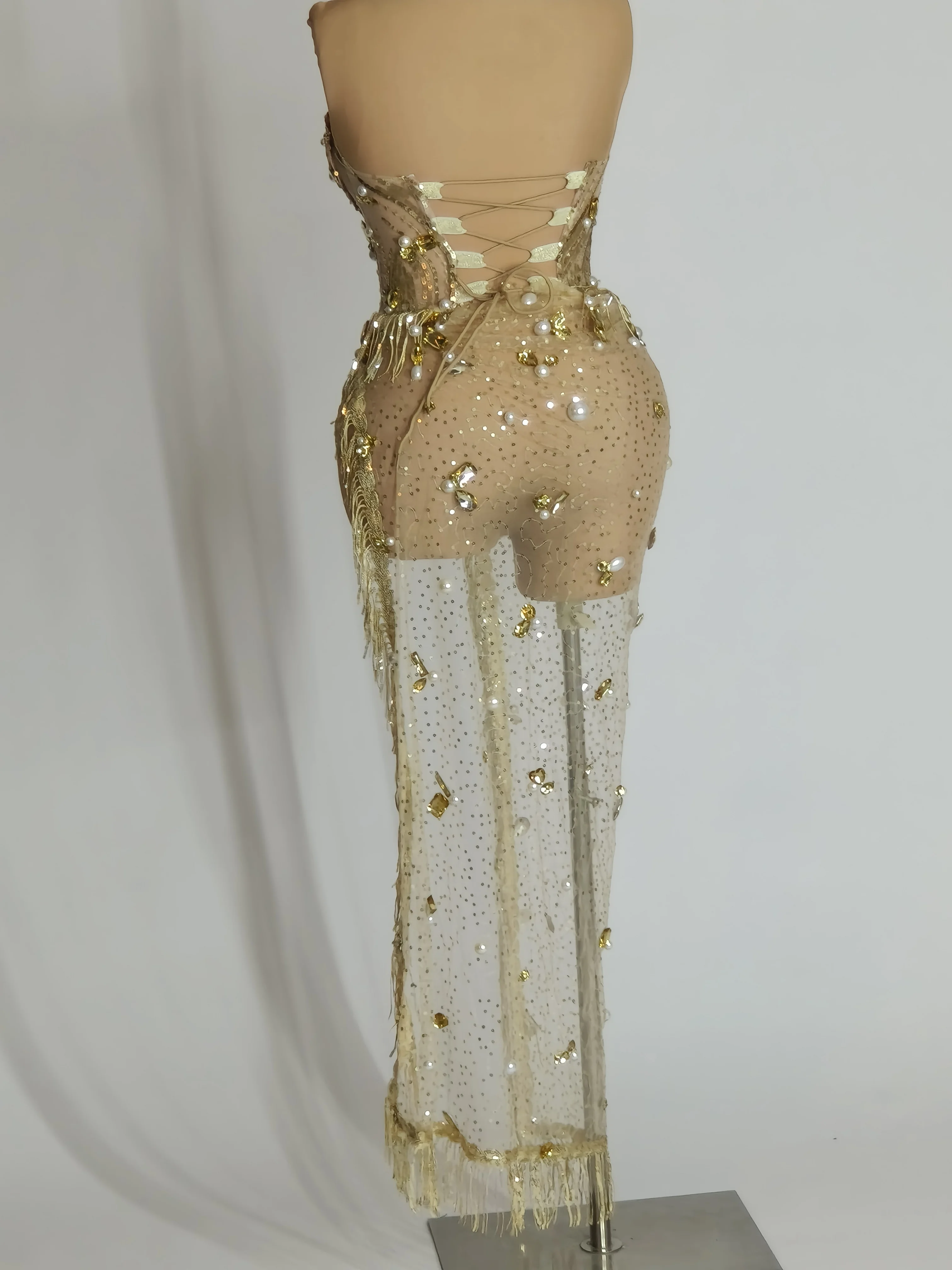 Robe en dentelle transparente à manches courtes avec pompons personnalisés, maille, haute élasticité, paillettes, sexy, robe de soirée serrée, robe de performance sur scène, nouveau