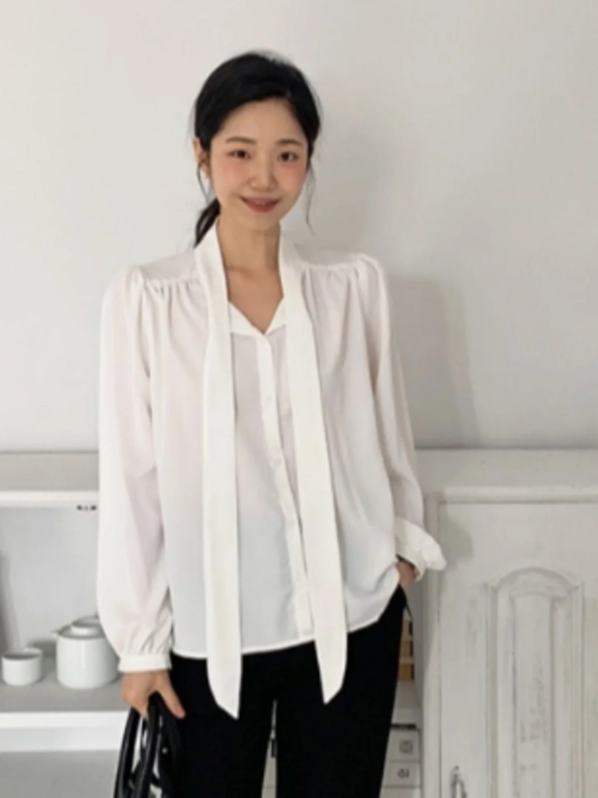 

Шикарная блузка из шифона с длинным рукавом и узлом, свободного кроя, для ранней весны, однотонная, в стиле T-топ, для повседневной носки...