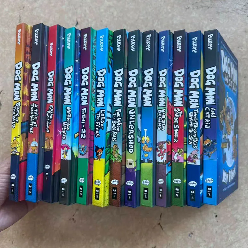 4 Buku Sampul Keras (Dog Man): Novel Grafis Berwarna Penuh yang Mengagumkan oleh Penulis Internasional Dav Pilkey