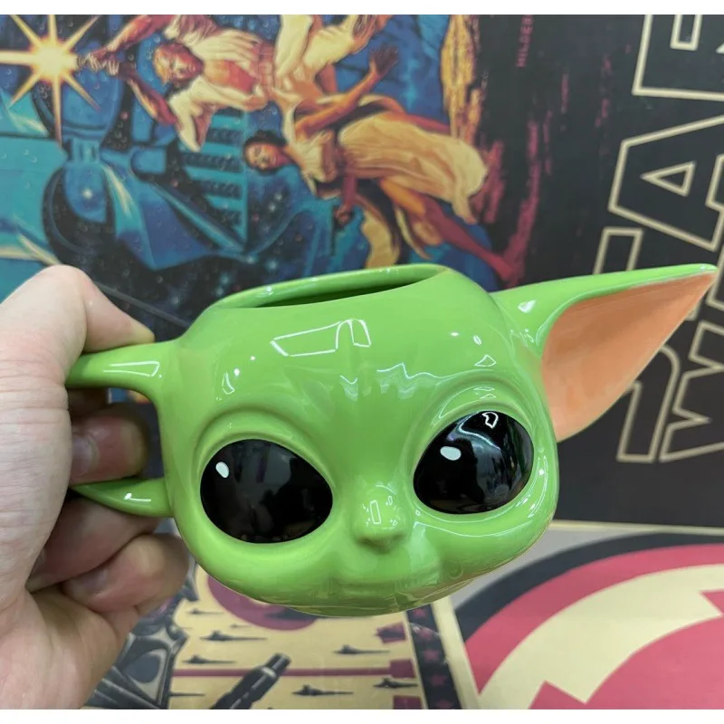 Kawaii Baby Yoda Grogu Cup figuras de acción de juguete StarWars Mandalorian Baby Yoda taza 3D taza de café encantadores regalos de navidad